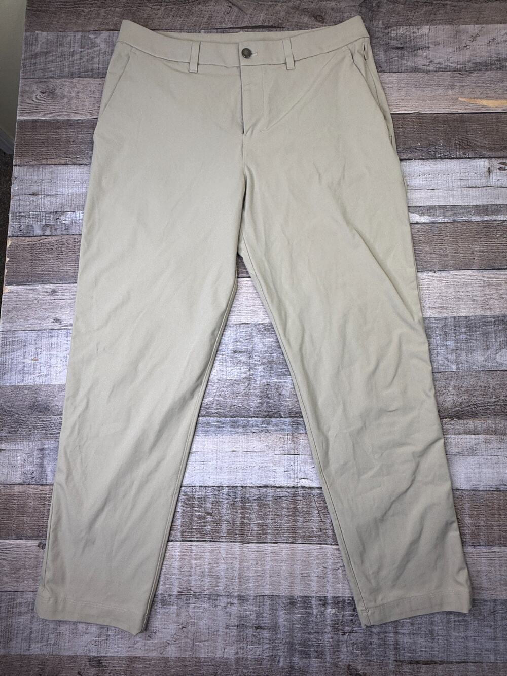 Lululemon ABC Pants Classic Fit Warpstreme Men’s 33 x 28 Performance Preppy Tan